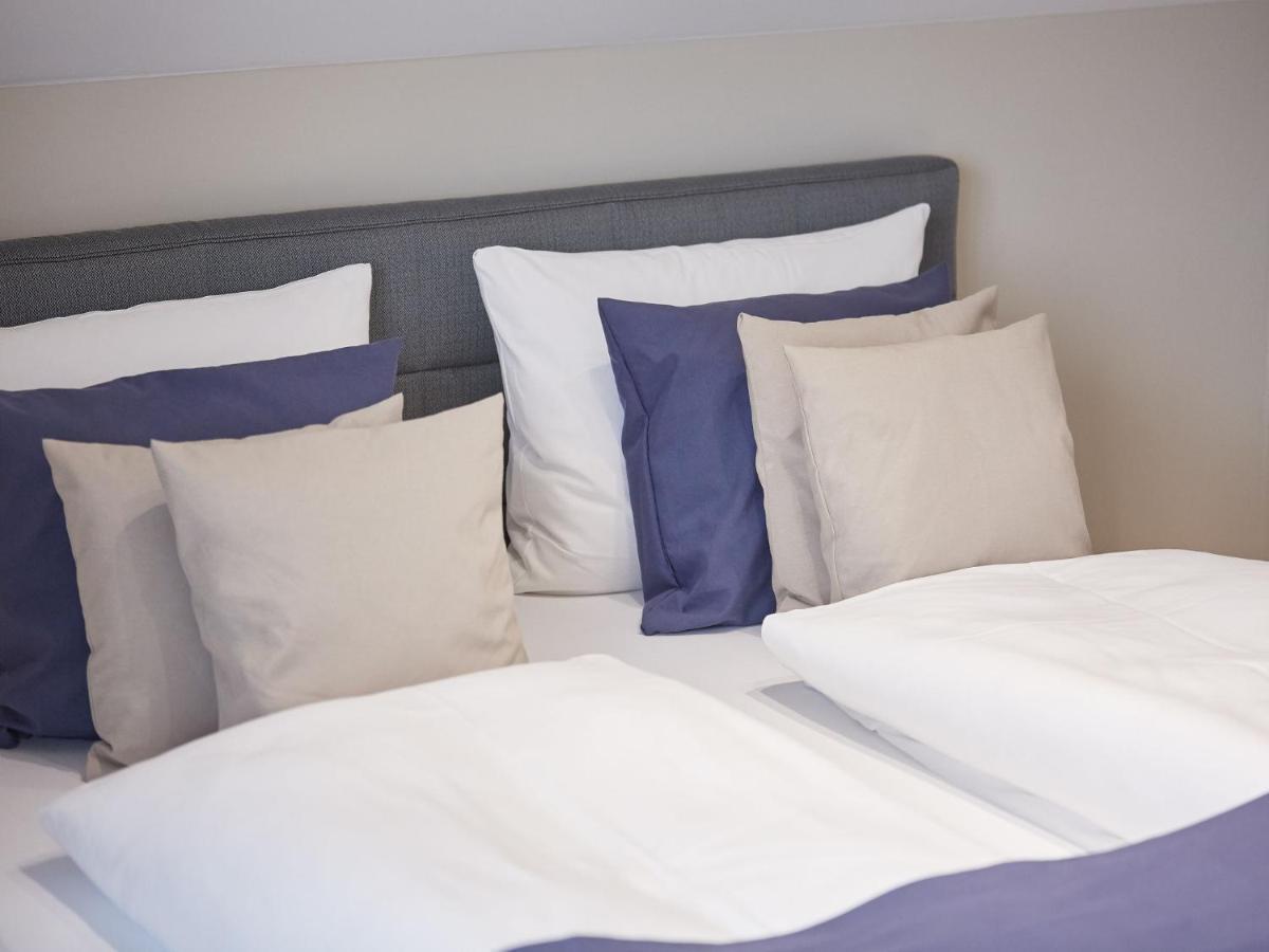 Reetland Am Meer - Premium Reetdachvilla Mit 3 Schlafzimmern, Sauna, Kamin Und Massagesessel F05 ดรันส์เคอ ภายนอก รูปภาพ
