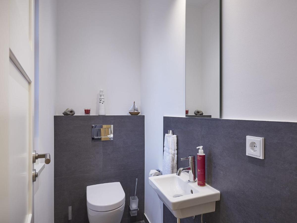 Reetland Am Meer - Premium Reetdachvilla Mit 3 Schlafzimmern, Sauna, Kamin Und Massagesessel F05 ดรันส์เคอ ภายนอก รูปภาพ