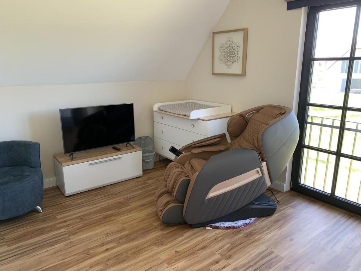 Reetland Am Meer - Premium Reetdachvilla Mit 3 Schlafzimmern, Sauna, Kamin Und Massagesessel F05 ดรันส์เคอ ภายนอก รูปภาพ